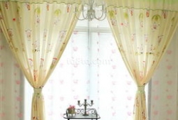 漫画窗帘,窥见生活百态的窗口